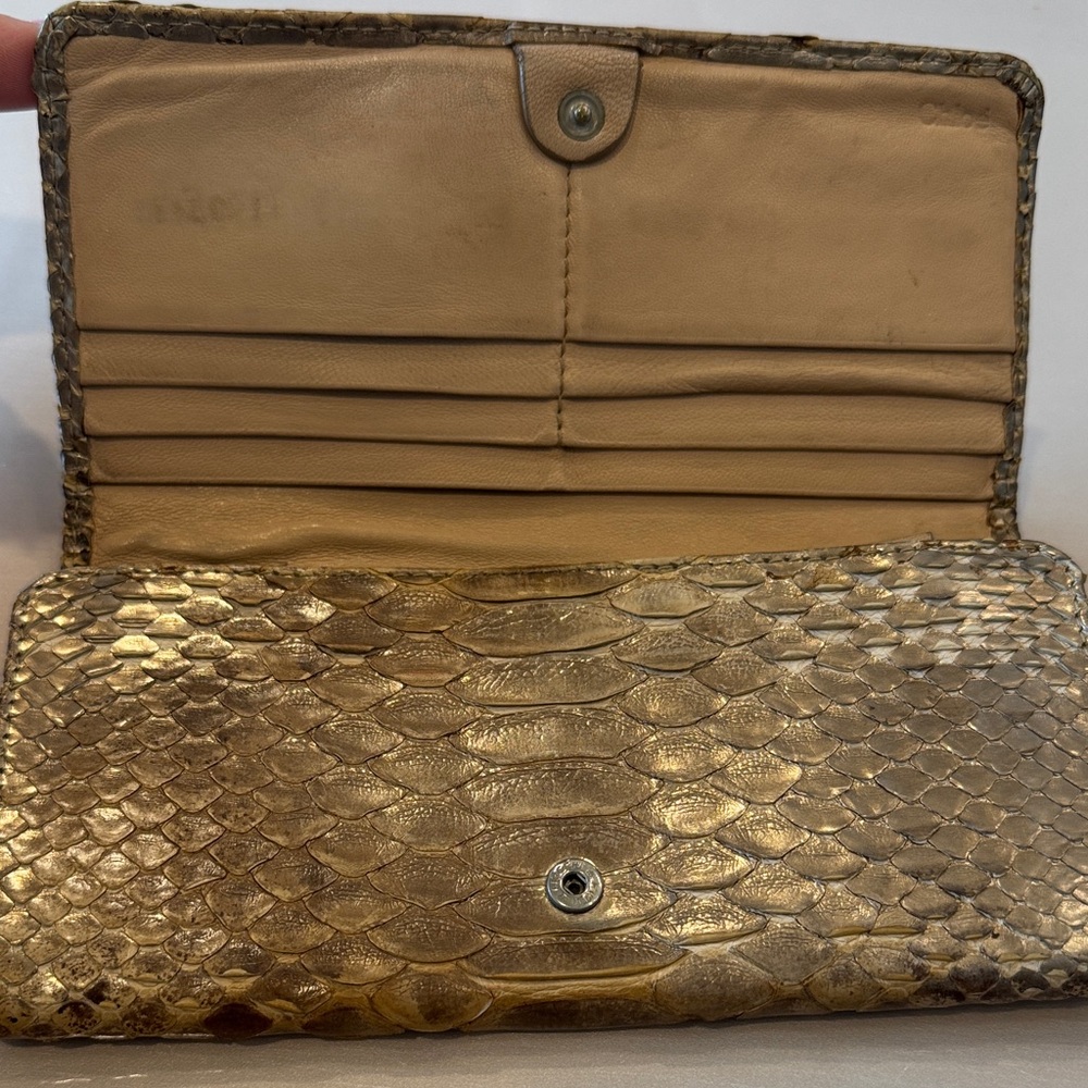 Chloe Gold Python Wallet - Picture 5 of 8